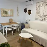 Junto A La Playa. Solo Familias Y Parejas * 科尼尔-德拉弗龙特拉