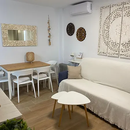 Junto A La Playa. Solo Familias Y Parejas * Conil De La Frontera